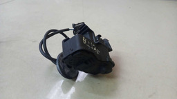 MOTOR TRAVA PORTINHOLA VW JETTA TSI 2.0 2012 2013 5C6810773B