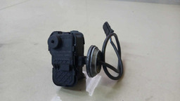 MOTOR TRAVA PORTINHOLA VW JETTA TSI 2.0 2012 2013 5C6810773B