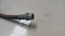 CABO FLEXÍVEL FREIO D E TOYOTA HILUX SW4 2.8 2017 2018