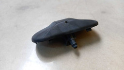 BURUCUTU ESGUICHO LIMPADOR PARABRISA JETTA TSI 2012 2013 (1)