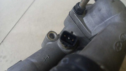 CARCAÇA VÁLVULA TERMOSTÁTICA HYUNDAI I30 2.0 16V 2012
