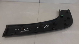 MOLDURA PARALAMA TRASEIRO ESQUERDO JEEP RENEGADE 2017 A 2020