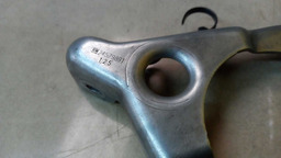 SUPORTE INTERNO COLETOR ADMISSÃO GM ONIX 1.4 2013 2014