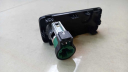 BOTÃO TOMADA ACENDEDOR JEEP RENEGADE 2016 2017 100243666