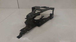 SUPORTE TRAVA CAPÔ BMW 535I 2014