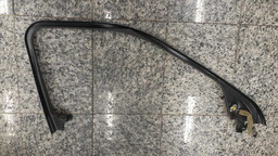 MOLDURA COLUNA PORTA D. D. RANGE ROVER EVOQUE 2013 A 2015