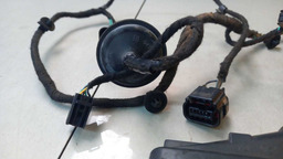 CHICOTE PORTA TRASEIRO ESQUERDO GM ONIX 2013 2014 52089132