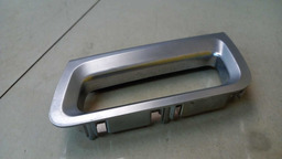 PUXADOR INTERNO PORTA DIANTEIRA DIREITO GM CAPTIVA 2.4 2012 CINZA