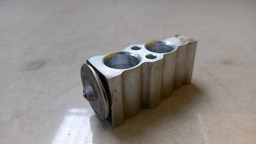 Válvula Expansão Ar Condicionado Radiador Toyota Hilux 2017