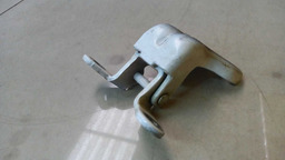 DOBRADIÇA PORTA TRASEIRA DIREITO GM CAPTIVA 2015 2016 (1)