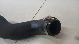 MANGUEIRA INTERCOOLER L D AUDI A4 TFSI 2015 2016 8K0145738M