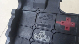 PLACA BATERIA AUDI A4 TFSI 2015 2016 COM DETALHE 8K0937517A