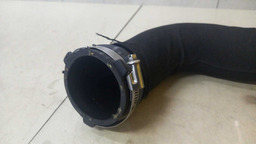 MANGUEIRA INTERCOOLER L E AUDI A4 TFSI 2015 2016 8K0145737J