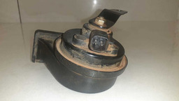 BUZINA TOYOTA RAV4 2012