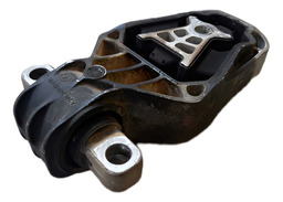 Coxim Inferior Mercedes Classe 200 2016 2017 A2462401209