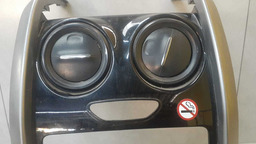 MOLDURA PAINEL CENTRAL RENAULT DUSTER 2012 A 2016 