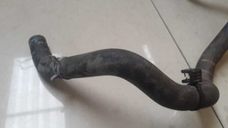 MANGUEIRA INFERIOR RADIADOR RENAULT DUSTER 2012 A 2016 (2)