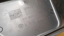 TAMPA CAIXA FILTRO DE AR LADO ESQUERDO BMW X1 2015