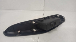 PUXADOR PORTA TRASEIRA DIREITO FORD KA 2015 2016 E3B5266A25A CINZA-ESCURO