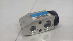 VÁLVULA EXPANSÃO FORD KA 1.0 2014 2015 E3B119849AA