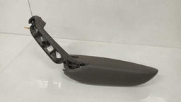 PUXADOR PORTA TRASEIRA DIREITA AUDI Q3 2013 2014
