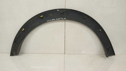 MOLDURA PARALAMA TRASEIRO ESQUERDO NISSAN KICKS 2016 - 2020