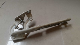 BRAÇO CAPÔ LADO DIREITO DODGE JOURNEY 2014 2015