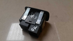 BOTÃO VIDRO ELÉTRICO TRASEIRO D. DODGE JOURNEY 2014 2015