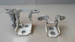 PAR DOBRADIÇAS TRASEIRA ESQUERDA DODGE JOURNEY 2014 2015