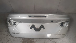 Tampa Traseira Ford Focus 2014 A 2017 Com Detalhe Cinza