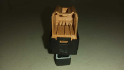 BOTÃO TRAVA PORTA LADO ESQUERDO GM CAPTIVA 3.0 2011