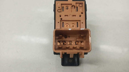 BOTÃO VIDRO TRASEIRO ESQUERDO GM CAPTIVA 2011