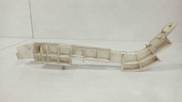 GUIA PARACHOQUE TRASEIRO LADO DIREITO GM CAPTIVA 2011