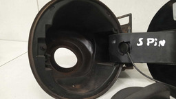 TAMPA PORTINHOLA GM SPIN 1.8 2017