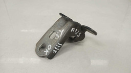 DOBRADIÇA INFERIOR PORTA TRASEIRA DIREITA GM SPIN 2017