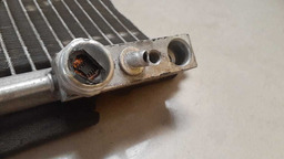 CONDENSADOR AR CONDICIONADO NISSAN QUEST 3.5 V6 2008