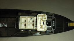 BOTÃO VIDRO ELÉTRICO TRASEIRO DIREITO TOYOTA RAV4 2010