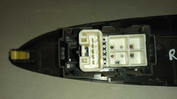 BOTÃO VIDRO ELÉTRICO TRASEIRO ESQUERDO TOYOTA RAV4 2010