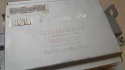 MÓDULO AMPLIFICADOR SOM FORD FUSION 2006 A 2009 PRATEADO