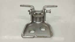 DOBRADIÇA SUPERIOR PORTA DIANTEIRA E. RENAULT SANDERO 2012