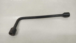 CHAVE RODA RENAULT SANDERO 2012