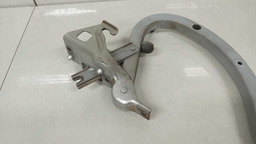 DOBRADIÇA TAMPA TRASEIRA LADO ESQUERDO HYUNDAI SONATA 2010