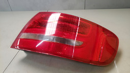 Lanterna Direita Audi A4 2013 Com Detalhe Vermelho