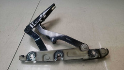 BRAÇO TAMPA TRASEIRA LADO ESQUERDO VW JETTA 2007 2008