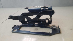 BRAÇO CAPO LADO ESQUERDO MERCEDES C180 2011