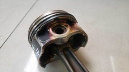 BIELA C/PISTÃO AUDI A4 2.0 STD TFSI 2008 (2)