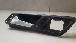 MAÇANETA INTERNA DIANTEIRA ESQUERDA VW JETTA 2012 A 2016 (4)