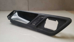 MAÇANETA INTERNA DIANTEIRA ESQUERDA VW JETTA 2012 A 2016 (3)