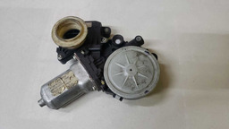 MOTOR MAQUINA VIDRO TRASEIRA D. TOYOTA COROLLA 2009 A 2014