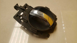 MAÇANETA INTERNA DIREITA CITROEN C3 2008 A 2013 DIANTEIRA/TRASEIRA